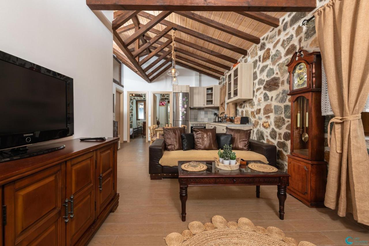Vila Eleni'S Stone House Skala Potamia  Exteriér fotografie